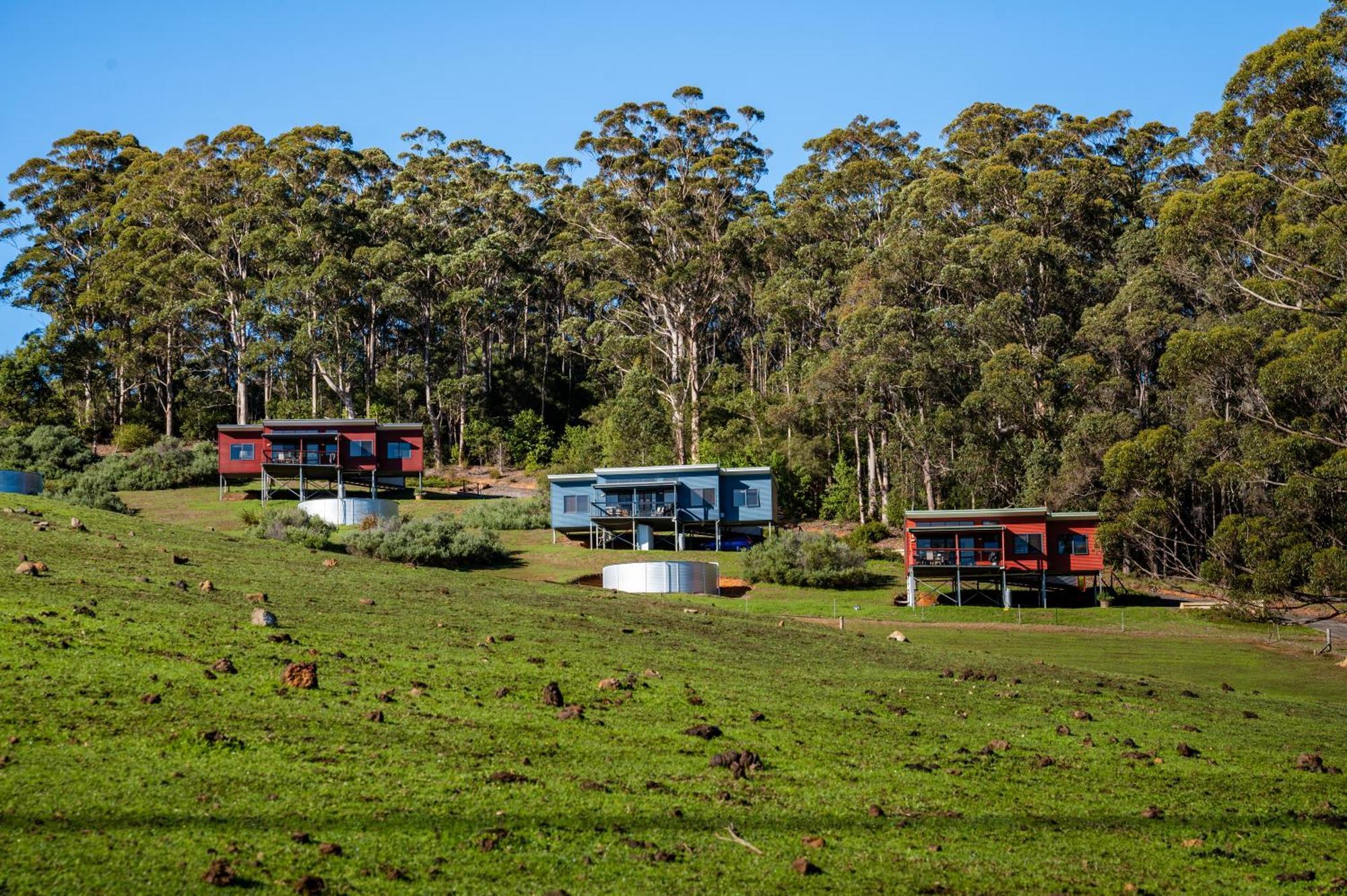 Karrak Reach Forest Retreat Chalet
