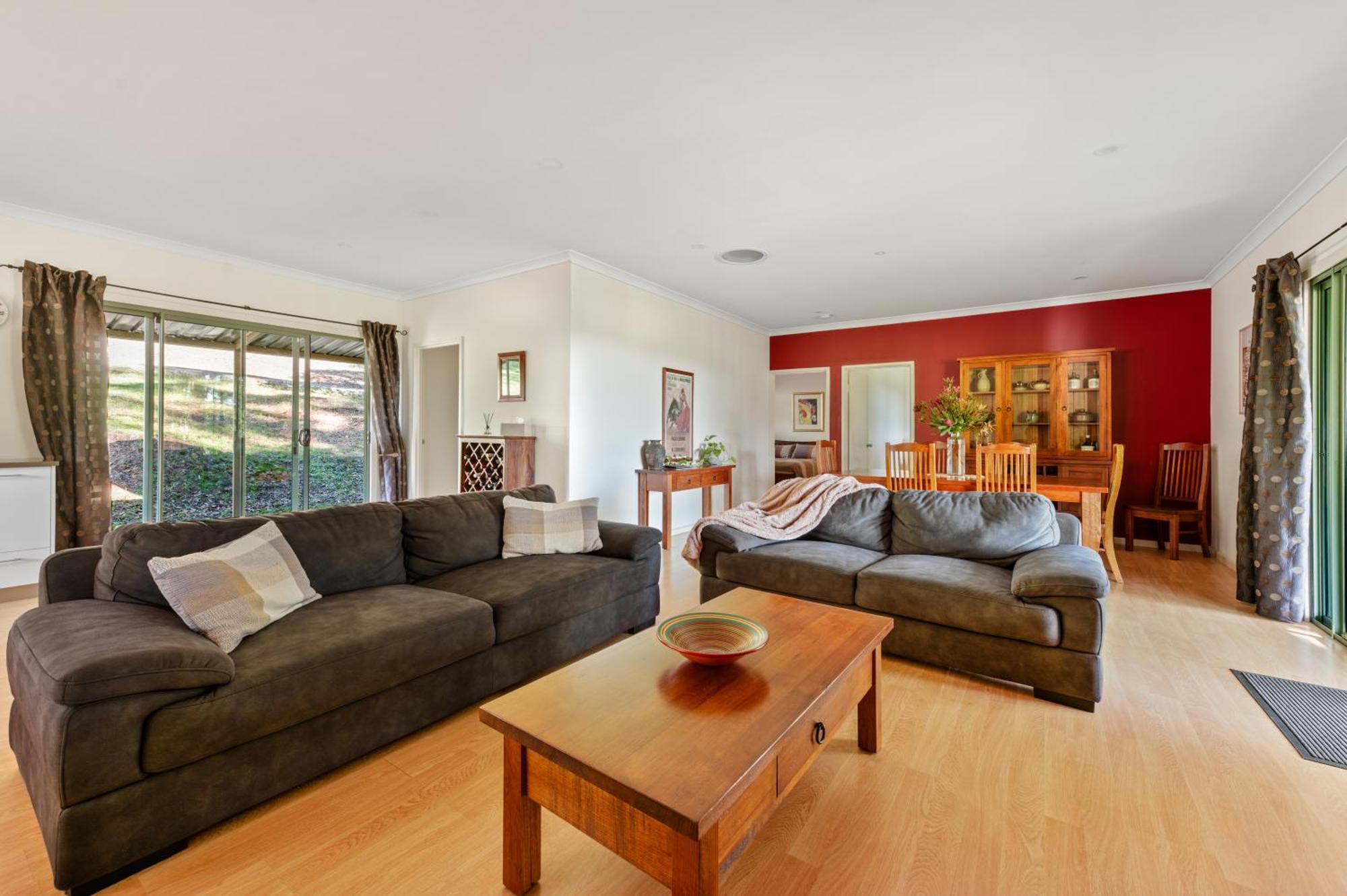Karrak Reach Forest Retreat Chalet